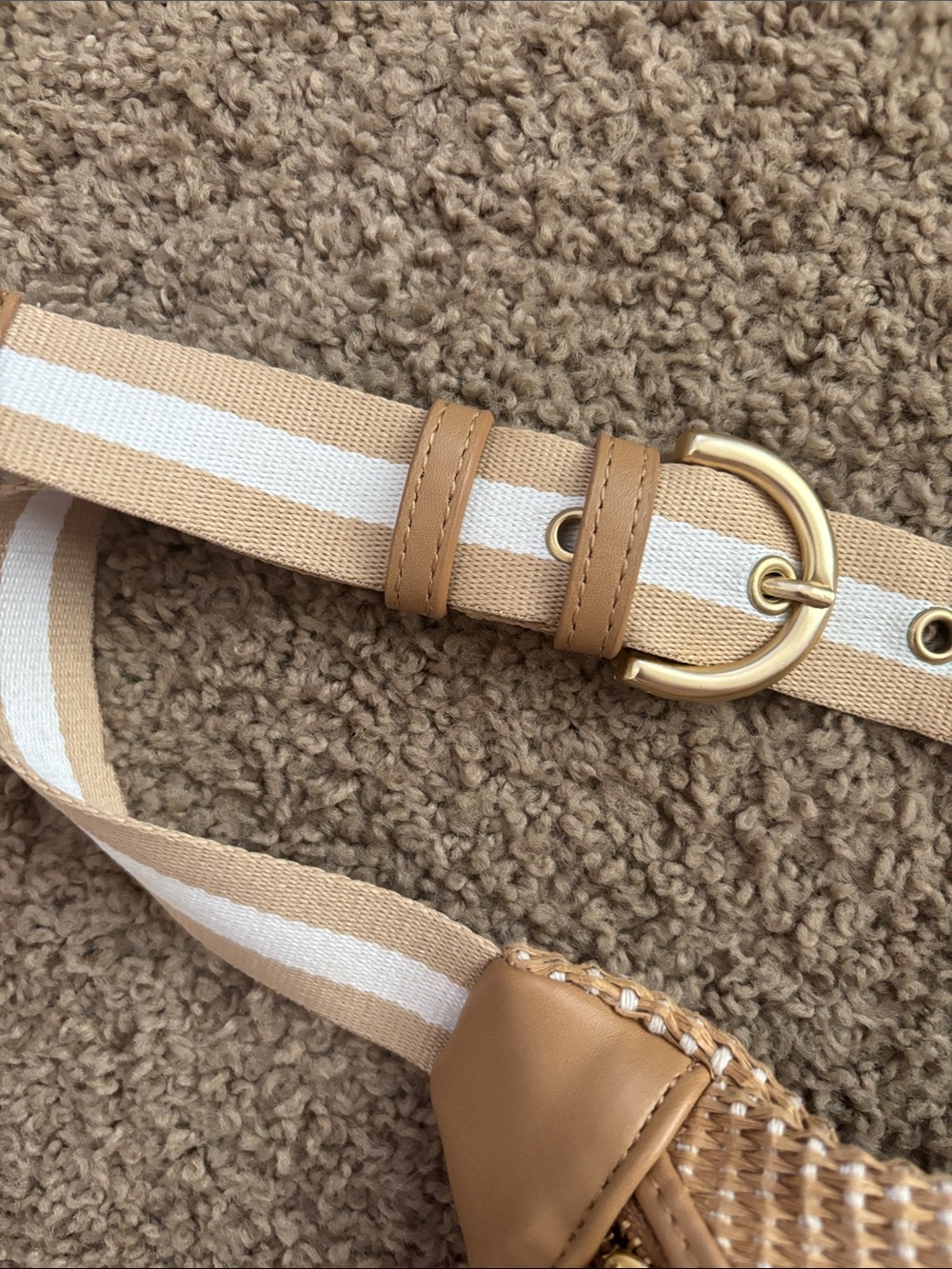 Lspace evie fanny pack - Picture 2 of 5